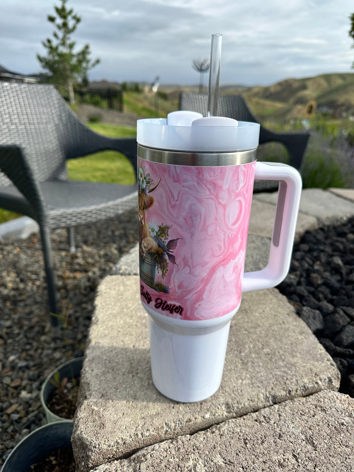 40 oz Tumbler with Handle - Don't Be a Salty Heifer